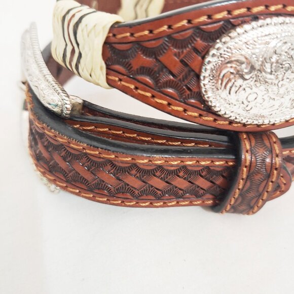 Women’s Hand Tooled Leather Western Concha Belt 28 Aztec Wraps - Picture 3 of 5